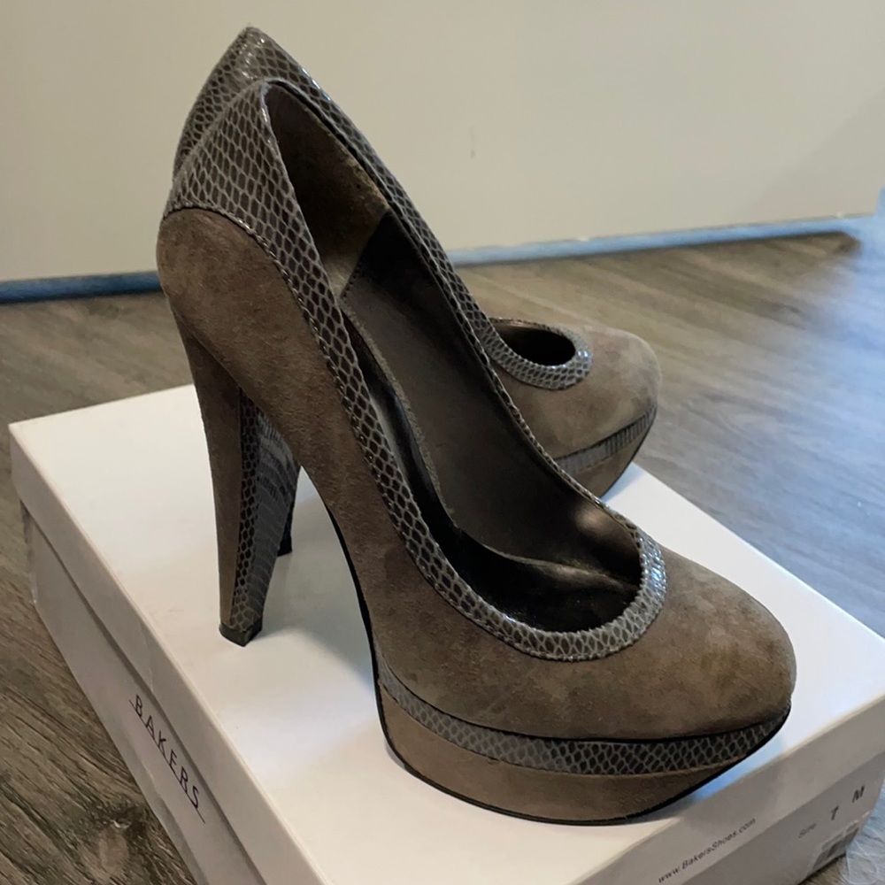 Bakers Brand: Gray Sweety